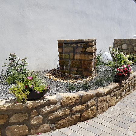 Winzerhof Lentsch Apartment Йойс Екстериор снимка