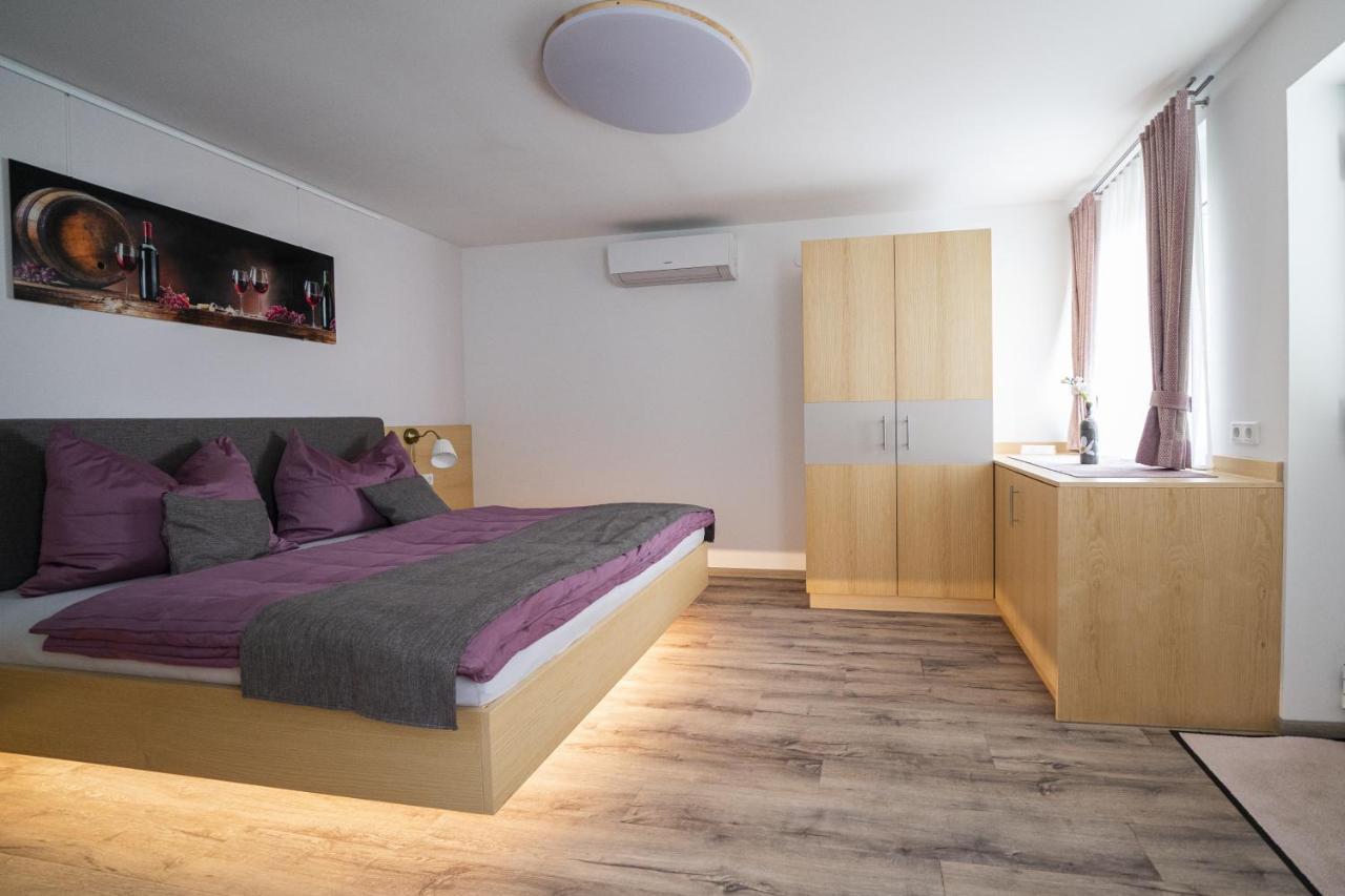 Winzerhof Lentsch Apartment Йойс Екстериор снимка