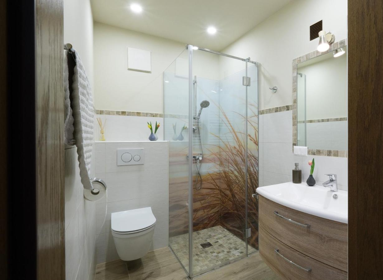 Winzerhof Lentsch Apartment Йойс Екстериор снимка